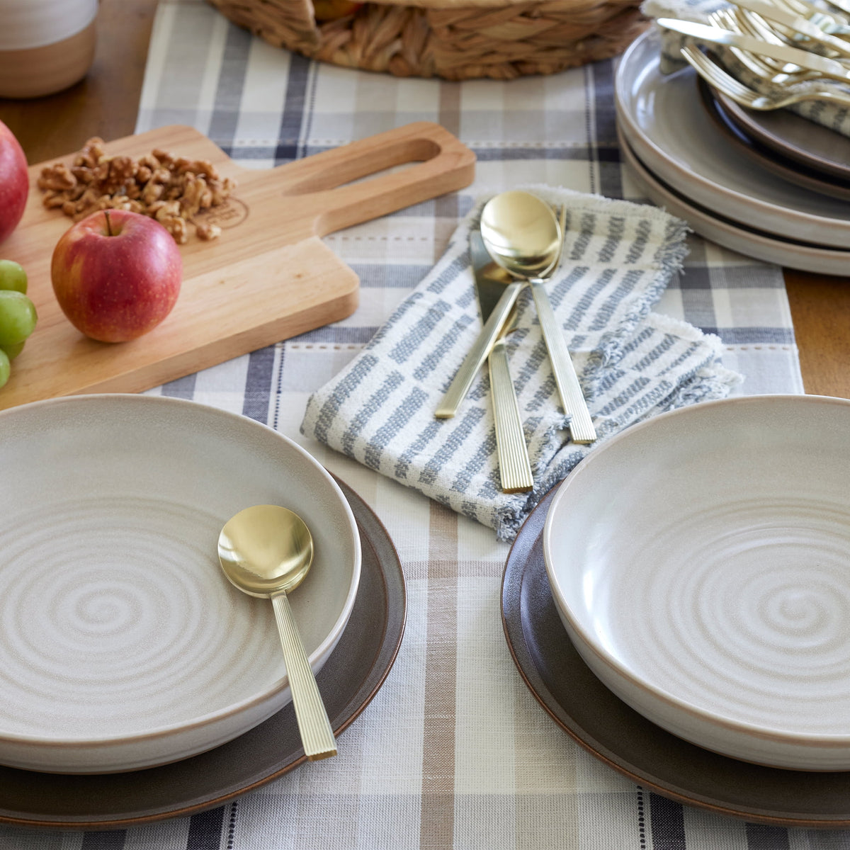 Better Homes & Gardens River Stainless Steel Flatware Set, Black Finish, 20-Piece